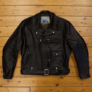 Type J-106, Vicenza: Black, 44" - S#6785