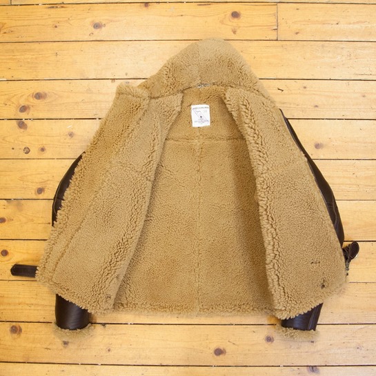 RAF: Battle of Britain, Sheepskin: RAF Seal, 38" - S#7306