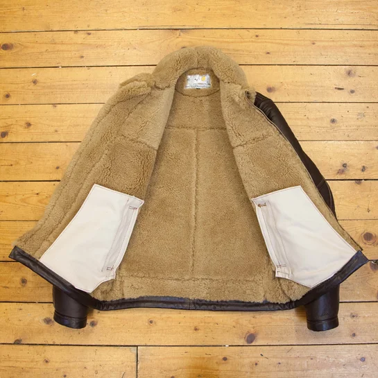 Outlander, Sheepskin: RAF Seal, 40" - S#7344