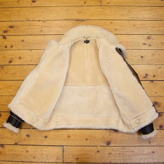 USAAF Type B-3: Contract No. 42-22899-P, Sheepskin: USAAF 22mm Seal, 38" - S#7334