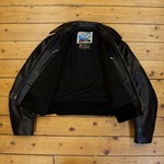 Windward, CXFQHH: Black, 40" - S#7281